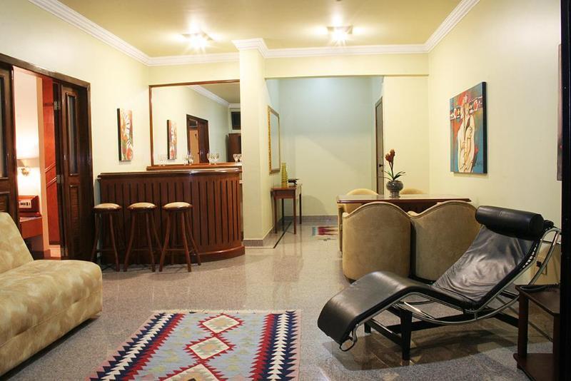 Dimas Lessa Hotel Монтис-Кларус Экстерьер фото